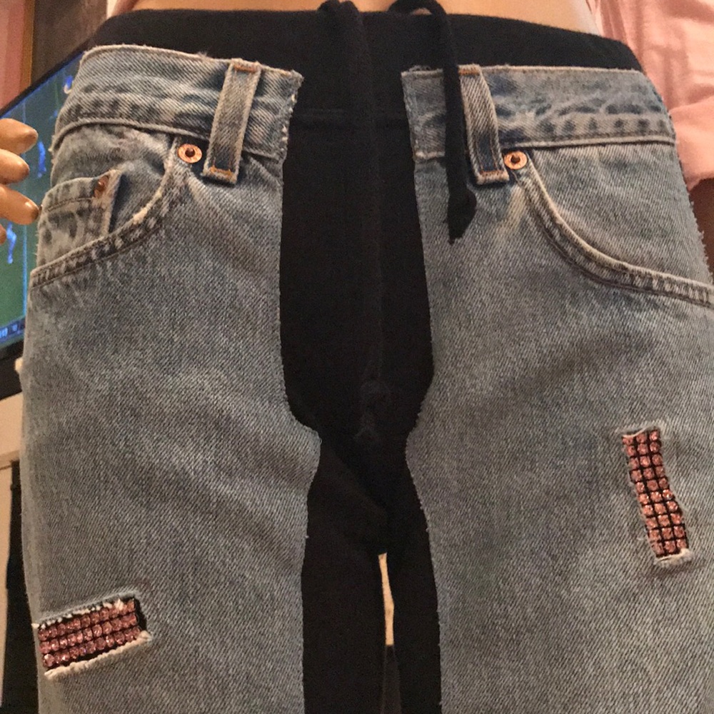 VNTG LEVIS